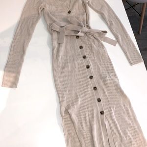 Long-sleeve Ribbed Sweater Buttoned Forever 21 MIDI Dress